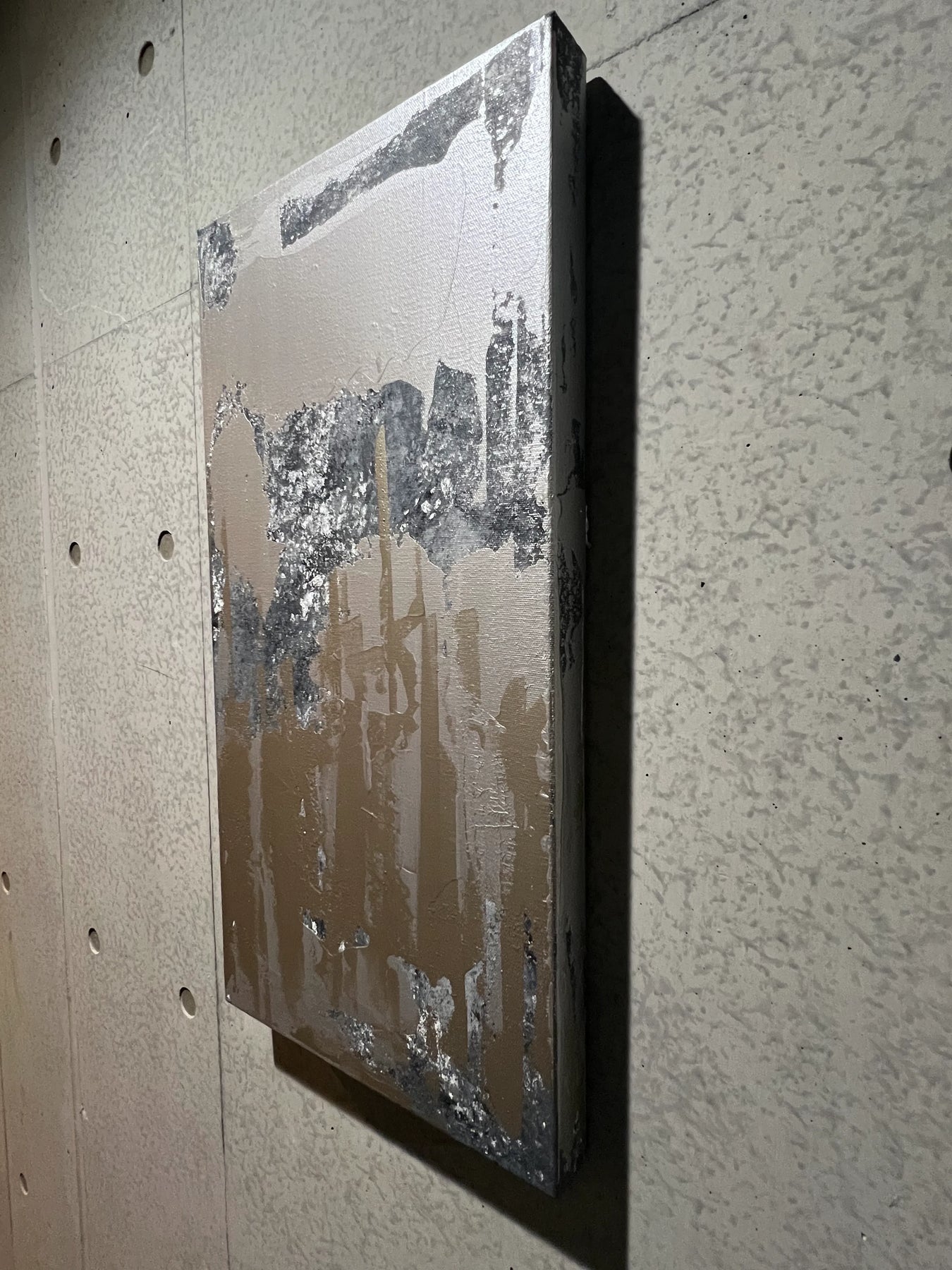“NEW_ABSTRACT_SILVER_LINING”